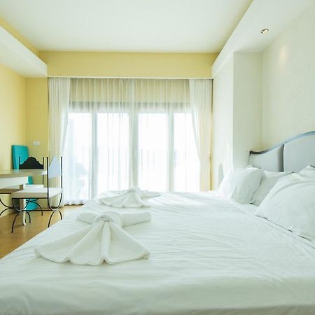Baan Talay See Cream Resort Samut Songkhram Exterior photo