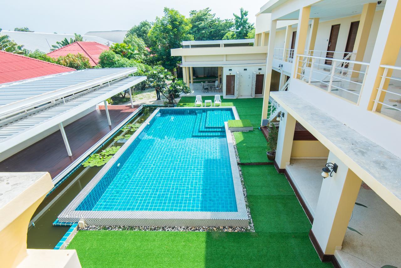 Baan Talay See Cream Resort Samut Songkhram Exterior photo